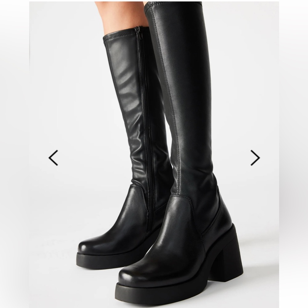 Steve Madden square toe knee boot